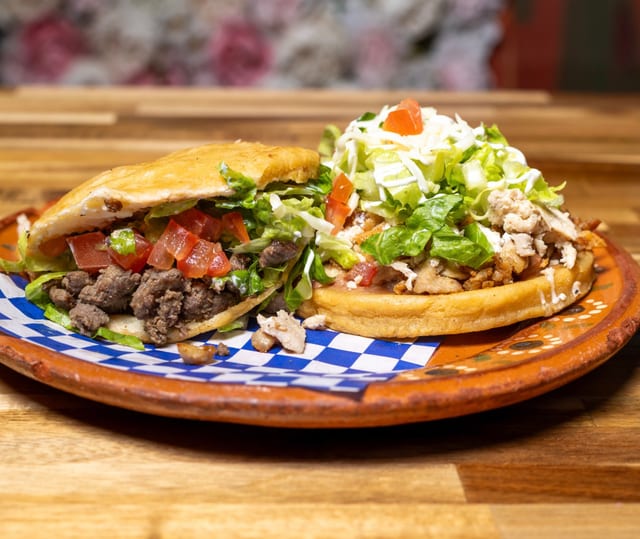 Sopes.
