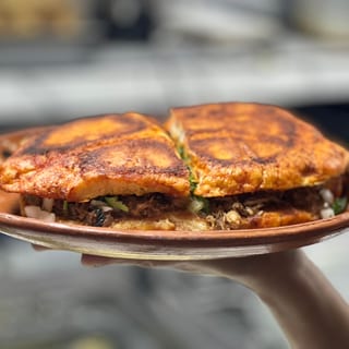 Torta de Birria